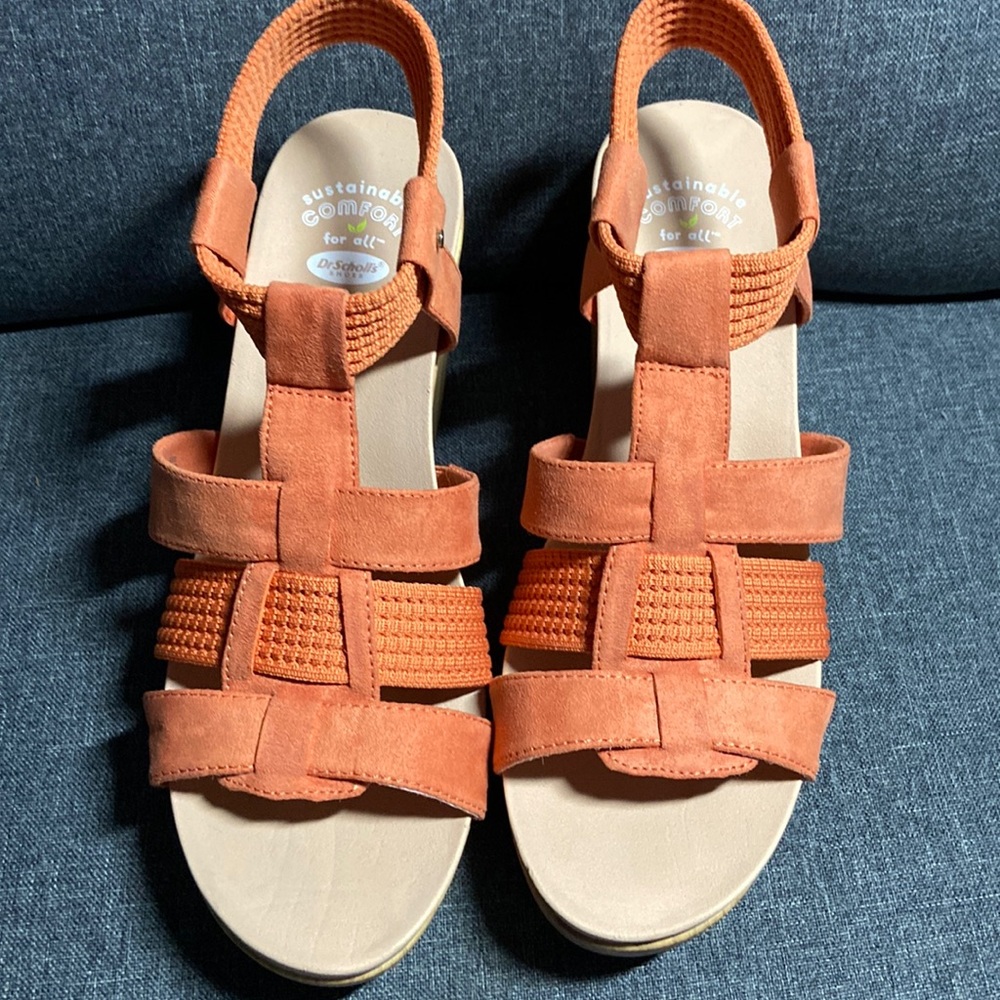 Dr. Scholl’s block heeled sandals, size 8.5, in orange